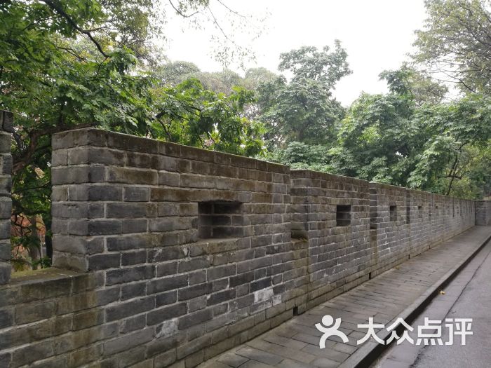 越秀公园景点古城墙图片 - 第9张