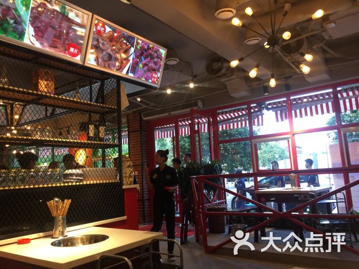 成都钢管厂五区小郡肝火锅串串香(含光门店)的点评