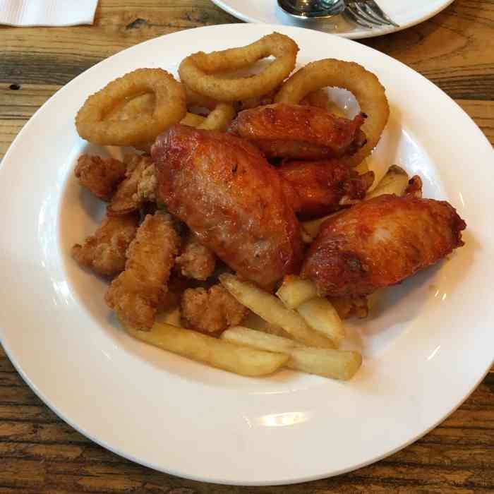 rolando"s pizza & cafe(罗朗多餐厅蓝村路店)-"蓝村路上难得一见的