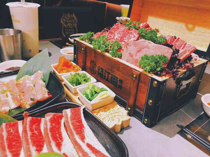 烧江南(壹兴坊店"烧江南烤肉(壹兴坊店)地址:位于新市区河.