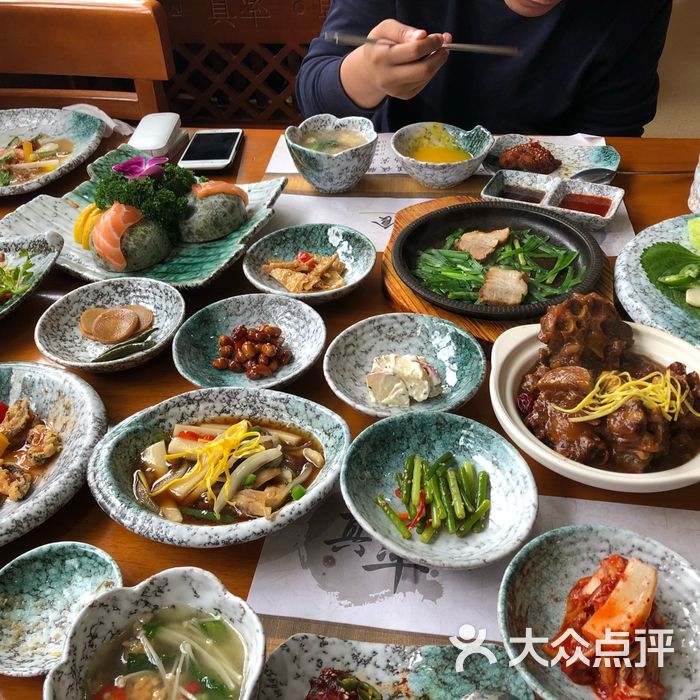 真率韩定食韩国料理