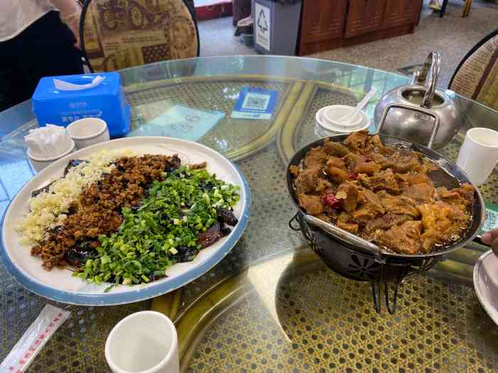 石磨房酒楼-"高碑店这边的餐饮一直很火.这家就是其中