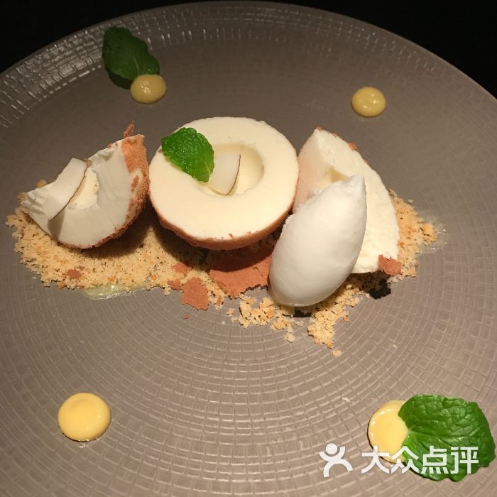 香椰冰淇淋蛋糕