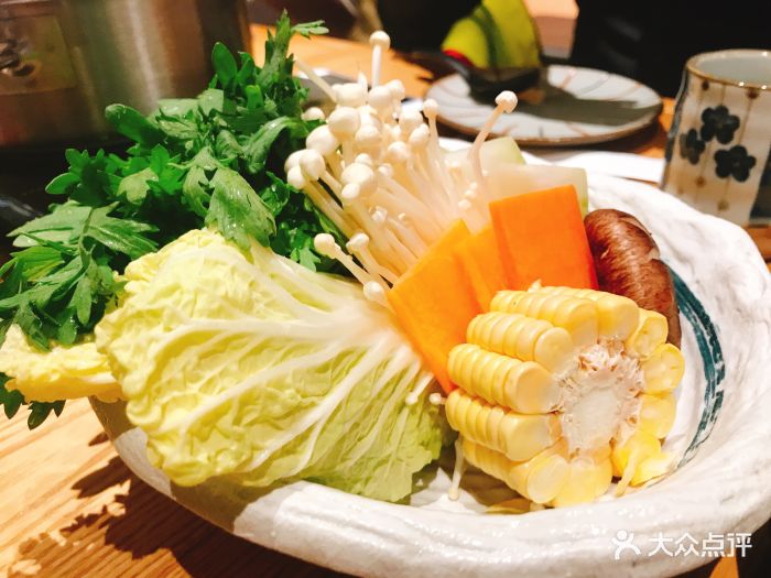 三友胜日式火锅猪排(市府恒隆店)蔬菜拼盘图片 - 第20张