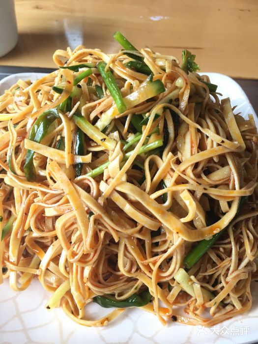 长白朝鲜酒楼拌豆腐丝图片
