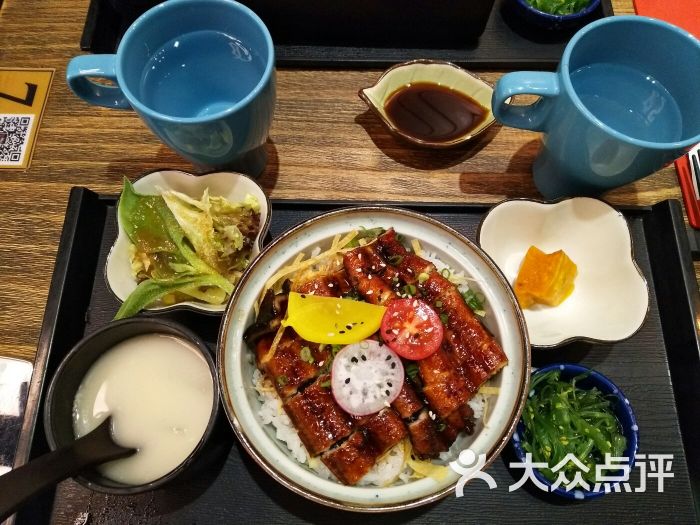 鳗鱼饭定食