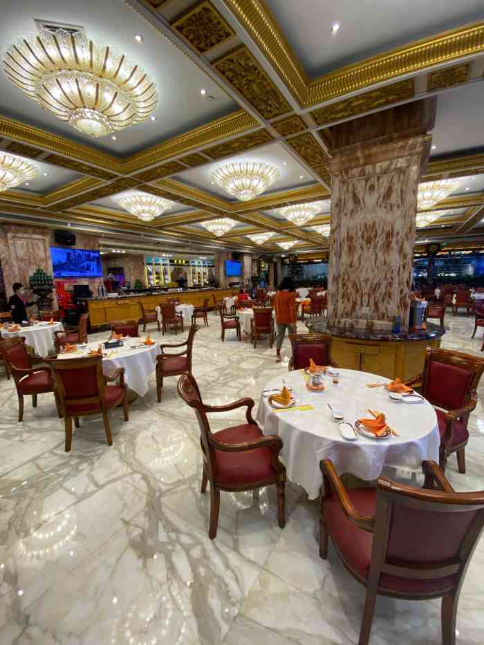 万宝海鲜舫(劳动公园店)