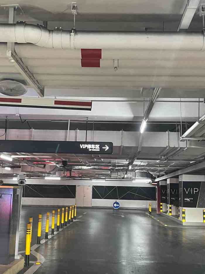 深圳湾万象城停车场