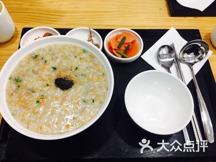 韩国本粥&拌饭-牛肉蔬菜粥图片-哈尔滨美食
