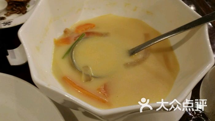 俏江南(阳光广场店)-木瓜芦荟鱼肚汤图片