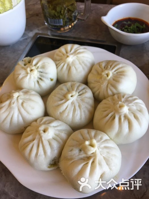 清真弘鼎铁锅羊肉韭菜牛肉包子图片 第3张