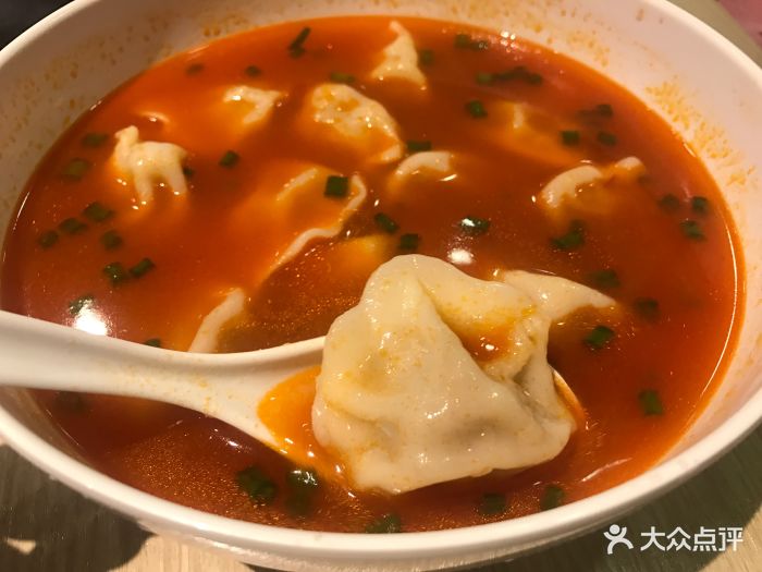 小恒水饺(国瑞城店)番茄酸汤水饺图片