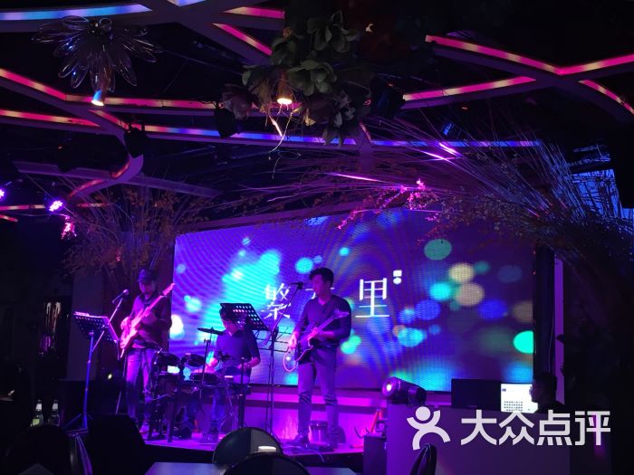 繁花里音乐餐厅-贺小乖的相册