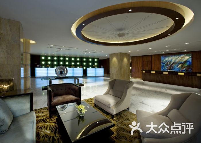 天津喜来登大酒店前台