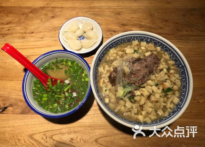 牛肉泡馍