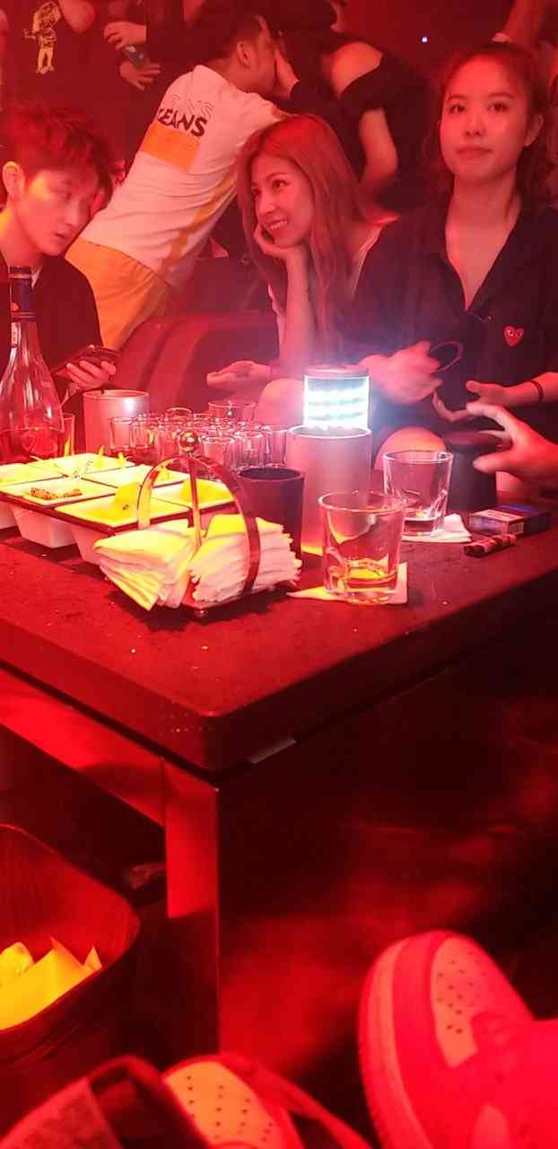 名仕酒吧(义乌店)-"好嗨,气氛不错,服务员很贴心,强烈