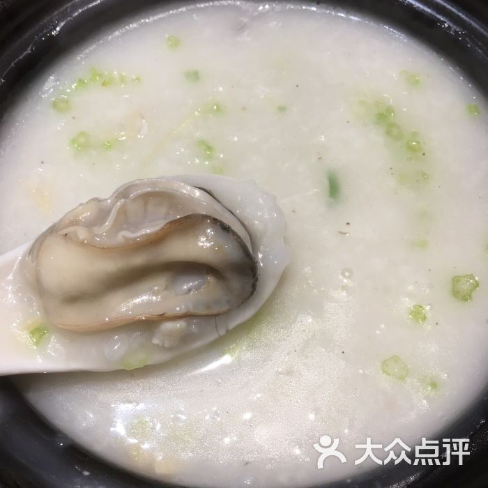 生滚蛤蜊生蚝粥(小)