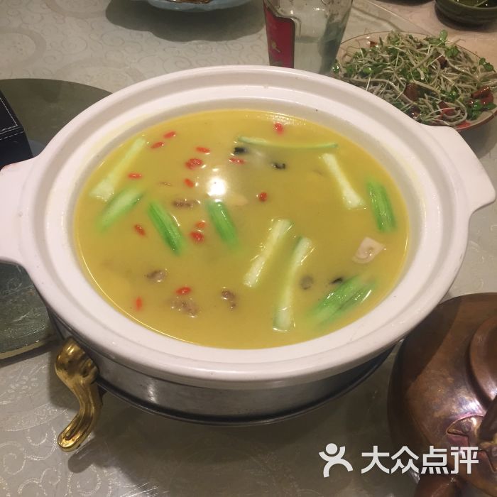 一品酥肉汤