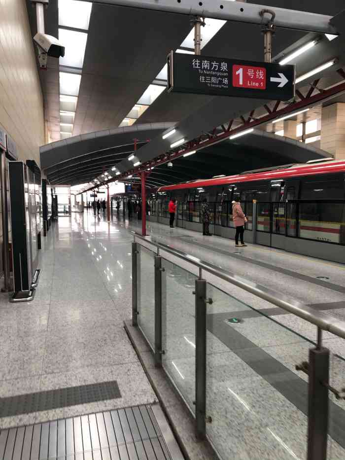 刘潭(地铁站)-"无锡地铁一号线刘潭站,位于无锡市惠山区,.