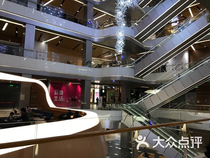 环宇荟购物中心店内环境图片 - 第39张