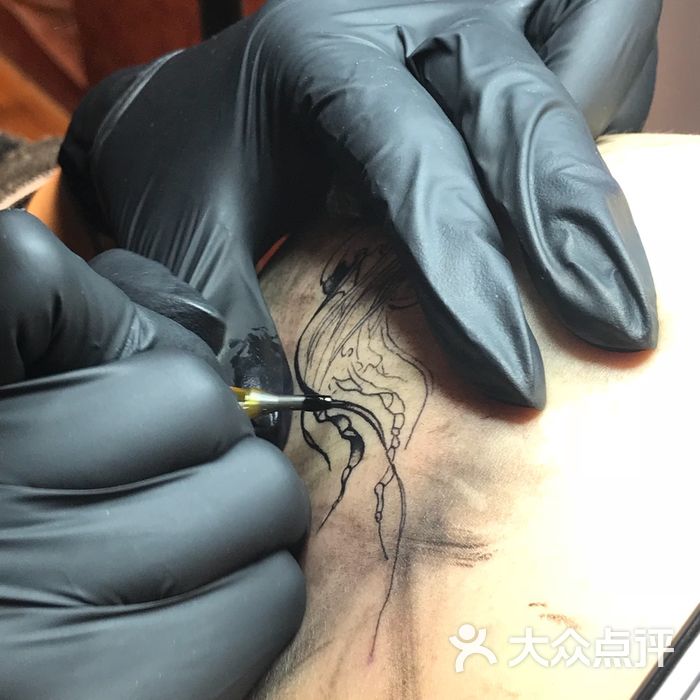 shock tattoo ·震· 刺青艺术设计图片-北京纹身