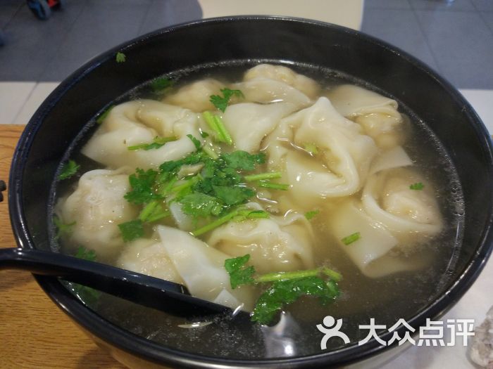 小白菜鲜肉馄饨