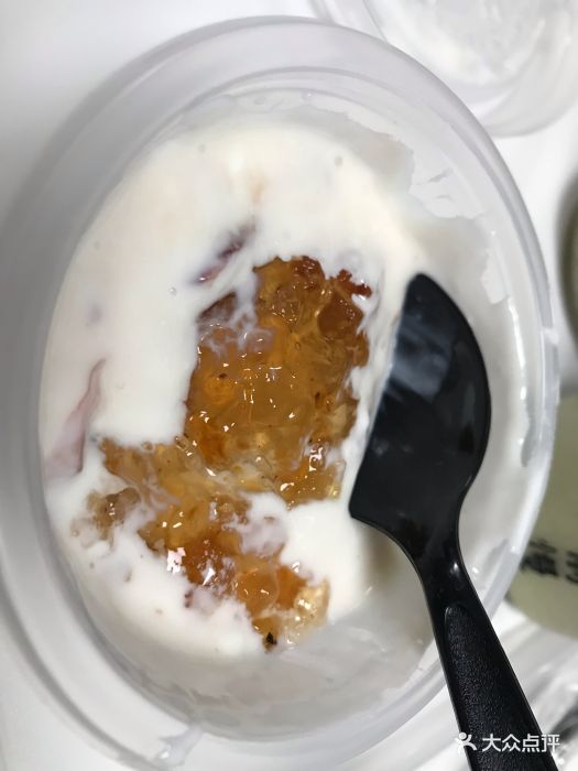 从前慢滋补甜品(陆家嘴店)玫瑰桃胶厚酸奶图片