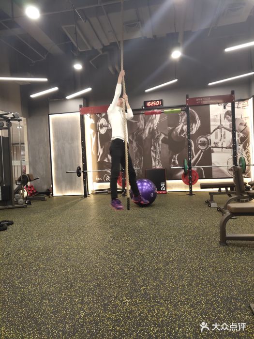 亚瑟王私人健身会所(七宝店)