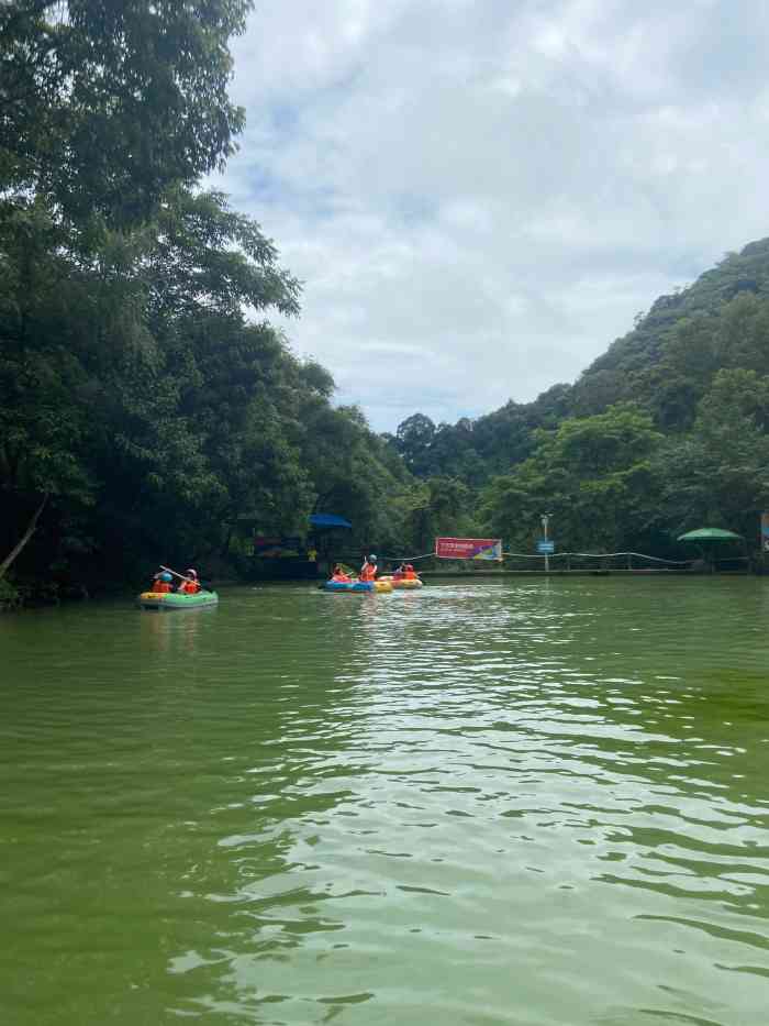 百色大王岭漂流景区