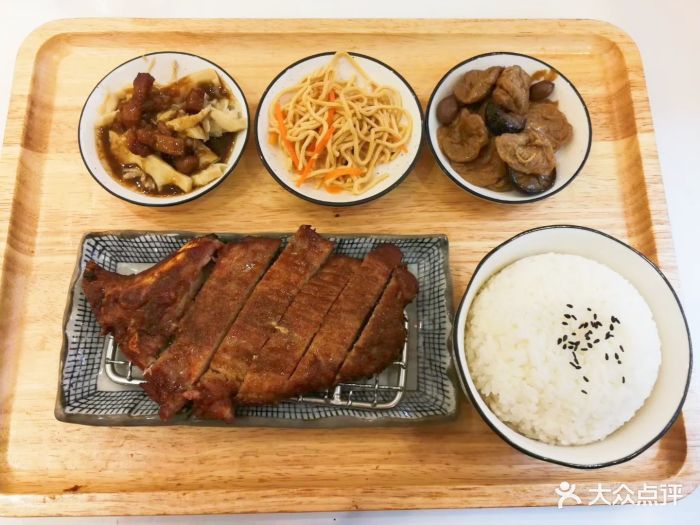 美满台式家庭料理酥香排骨套餐图片