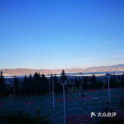 体育场馆  大理市其他  古城区  大理学院体育馆  #无锡橙v有特权