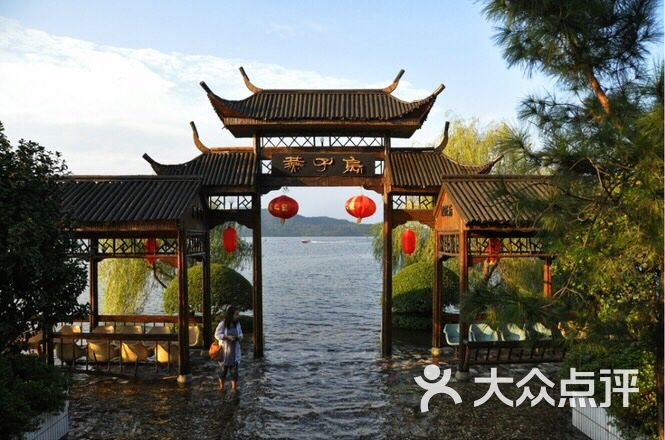 万佛湖