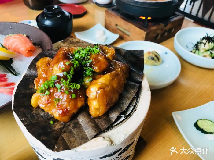 鱼蔵(思南公馆店)-鸡肉朴叶烧定食图片-上海美食-大众