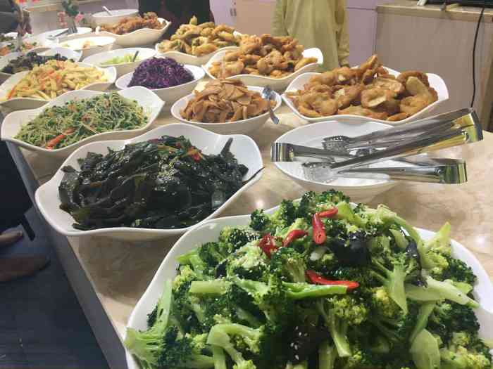 善巧素食自助餐中闽店