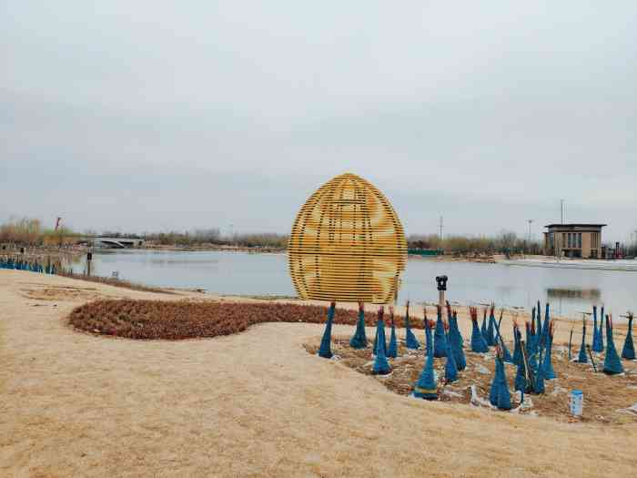 鸿雁湖公园-"一环八水绕济宁,十二明珠映古城的济宁城
