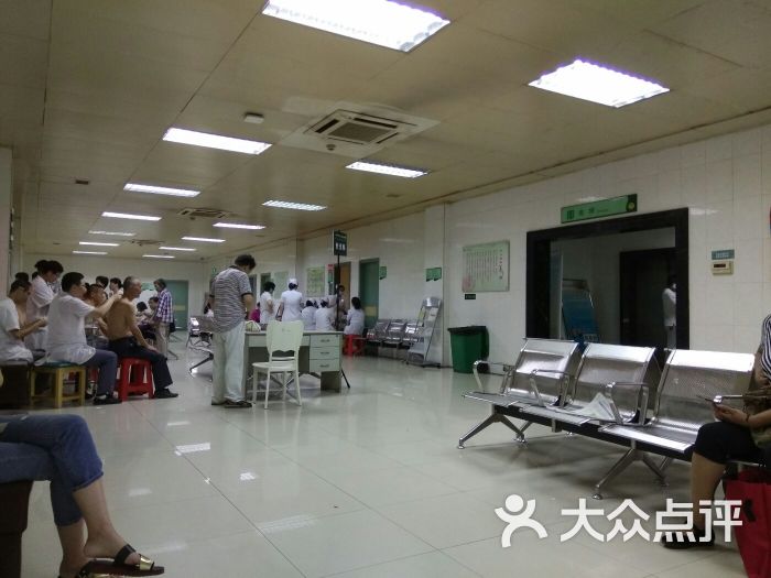 湖北省中医院凤凰门诊部图片 - 第1张