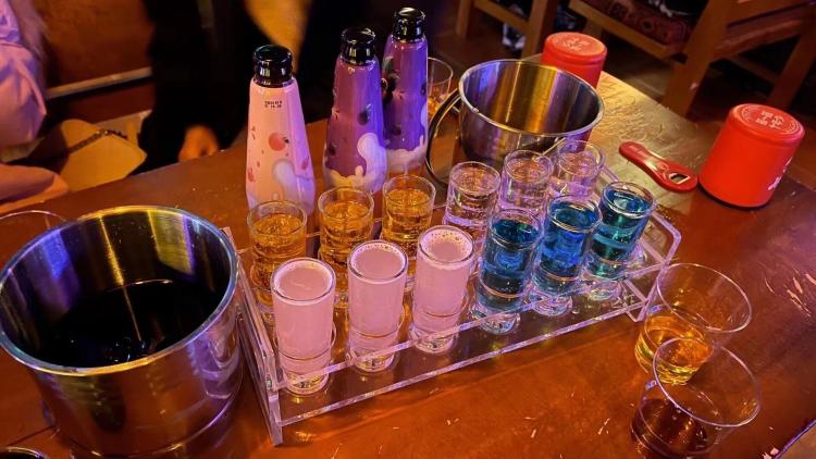 helens海伦司小酒馆(湖滨银泰店)-"酒:图片里点了一些
