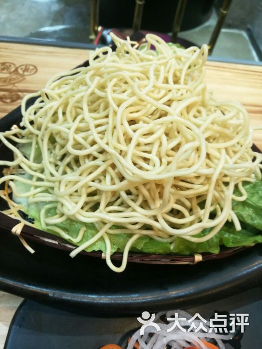 味蜀吾沸腾三国火锅热干面图片 - 第3张