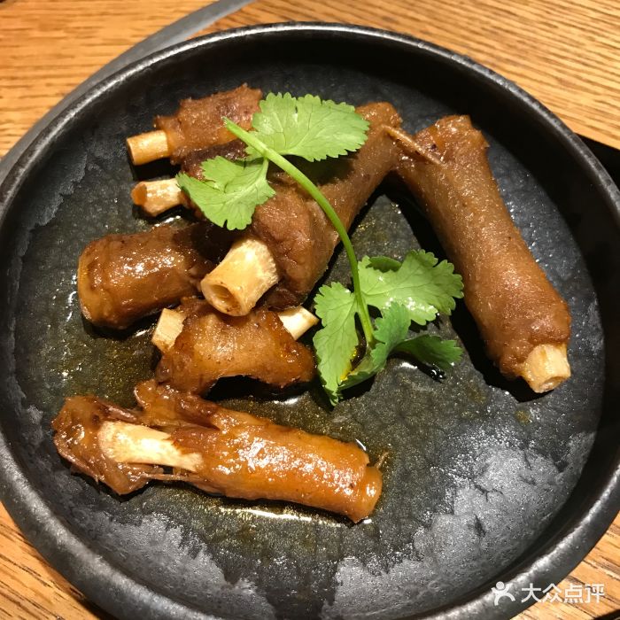卤香牛尾