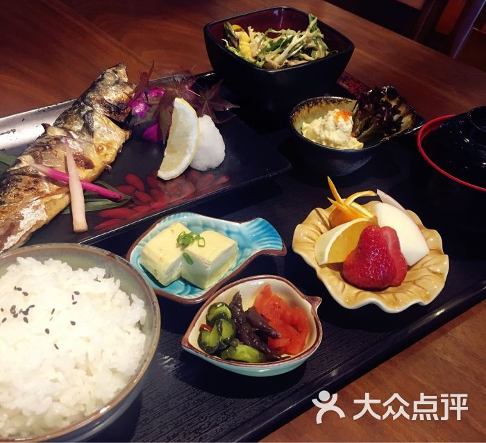青花鱼套餐
