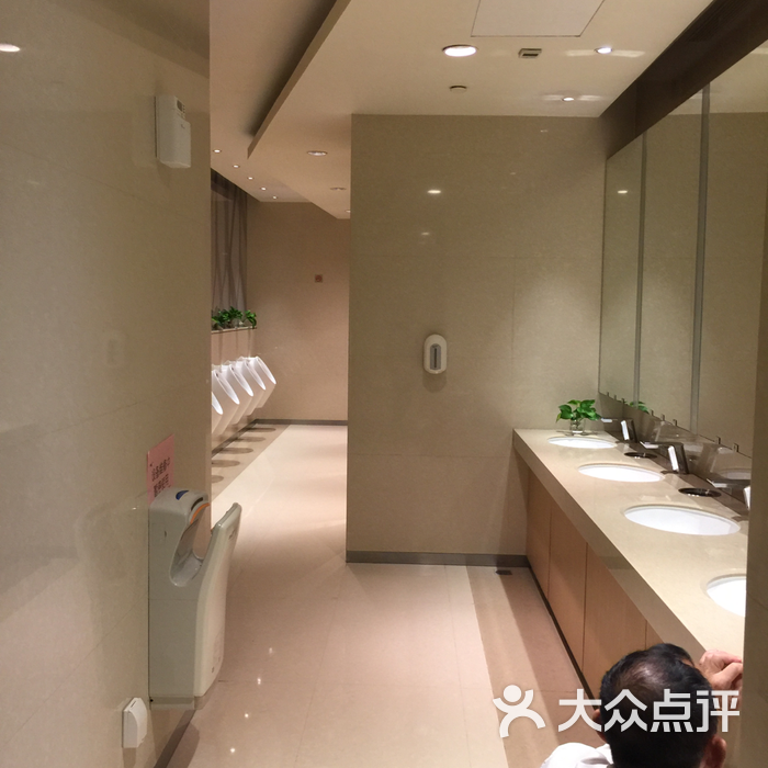 万象城厕所
