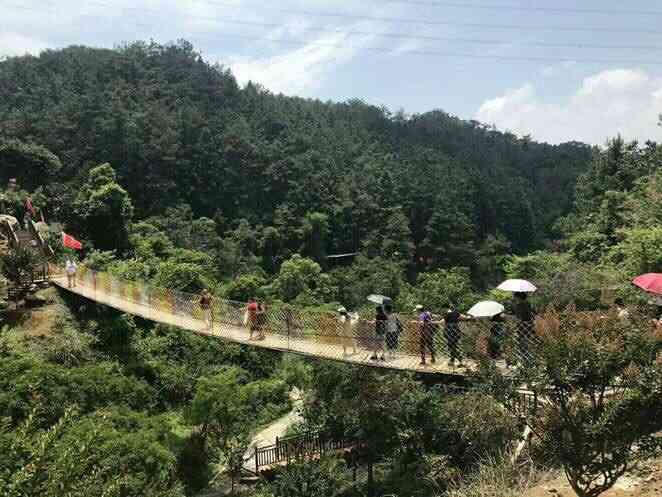 石龙谷森林游乐园-"洛江虹山,距离泉州一个多小时.能玩上一天.