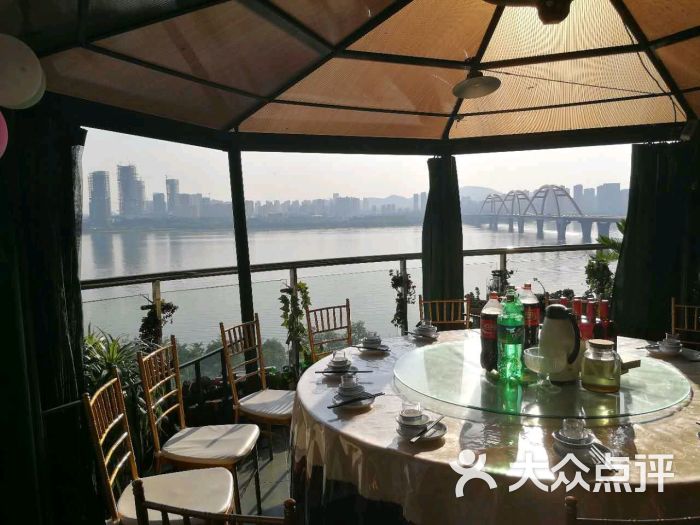 D调空中花园餐厅