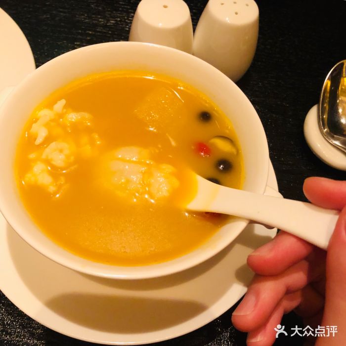 澳龙花胶金汤