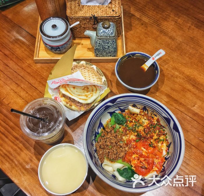 老西安·不鸣面馆(台东步行街店)老陕经典三合一扯面图片 第106张