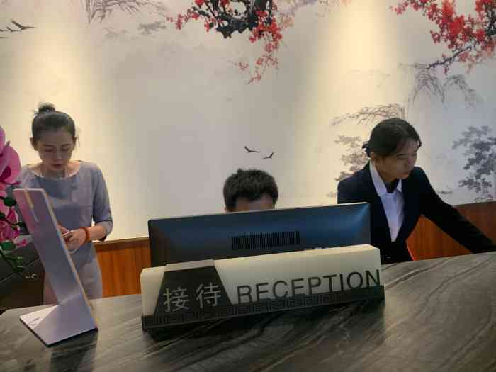 中隐国际酒店-"初到桂林入住的酒店.房间住的每一个人都.