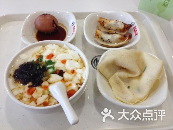 Bosch员工食堂-早饭品种多-菜-早饭品种多图片