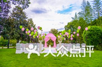 【上海】张思中英语教法实验学校美食,附近好