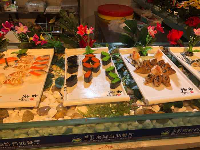 鑫悦新蓝鲸海鲜烤肉自助餐厅(开发区新玛特店)-"本来看差评不少还犹豫