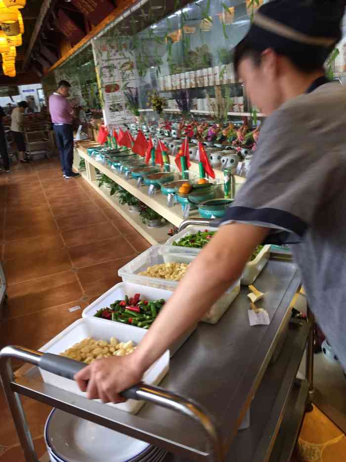 泗阳宴"已经连续来吃了三次了.叫花鸡是他家的招牌-大众点评移动版